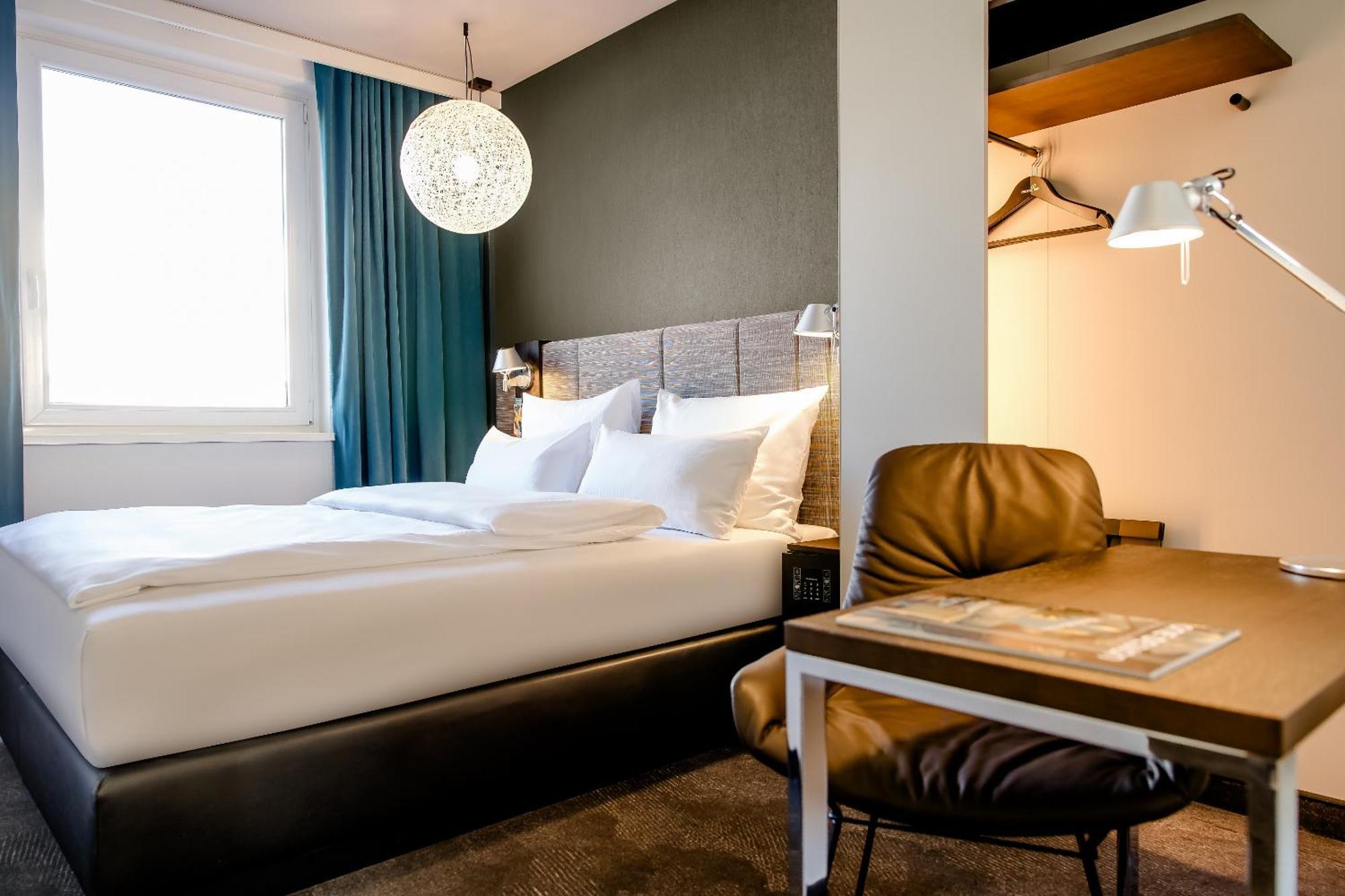 Motel One Nuernberg-City Eksteriør billede