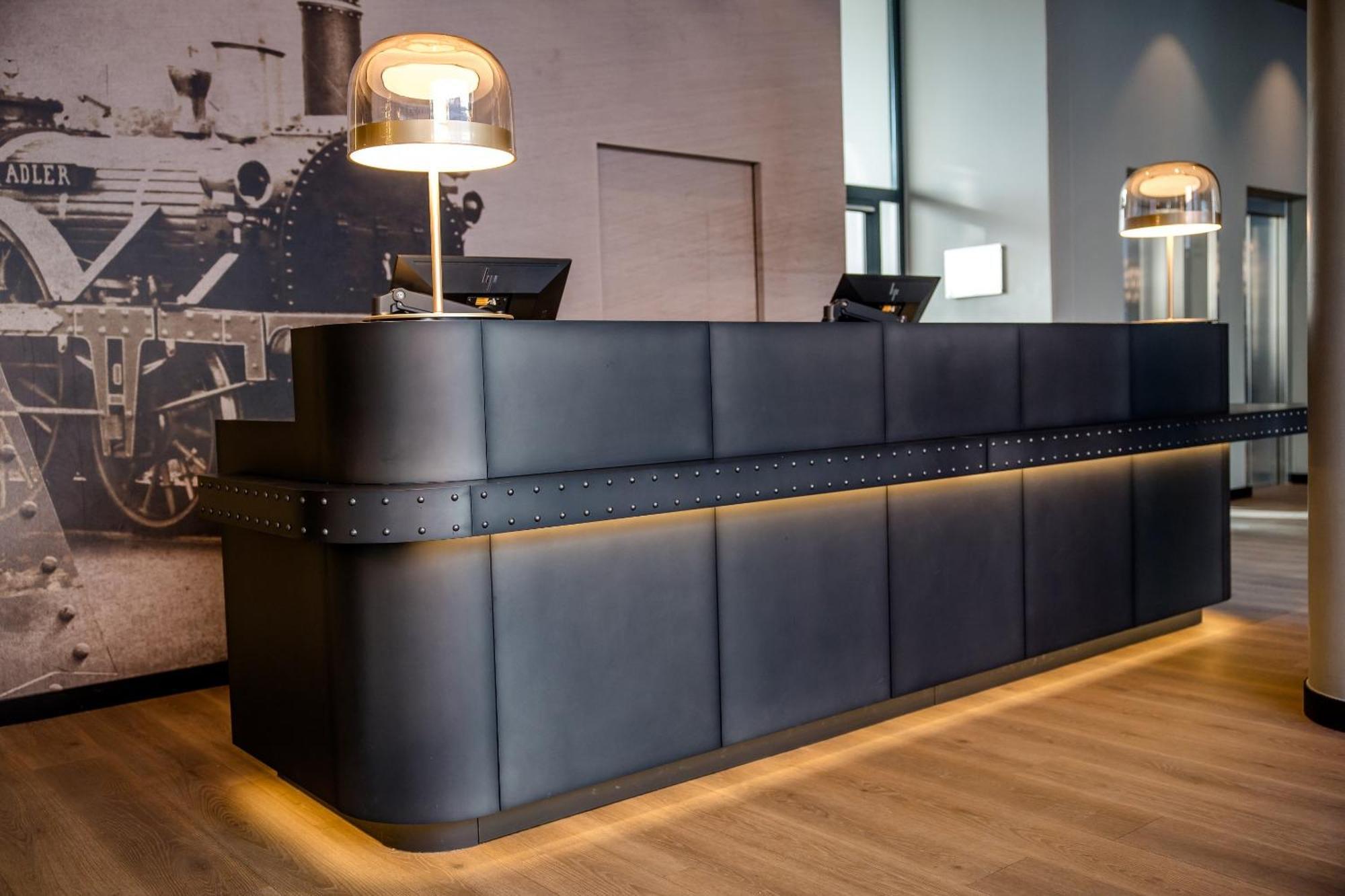 Motel One Nuernberg-City Eksteriør billede