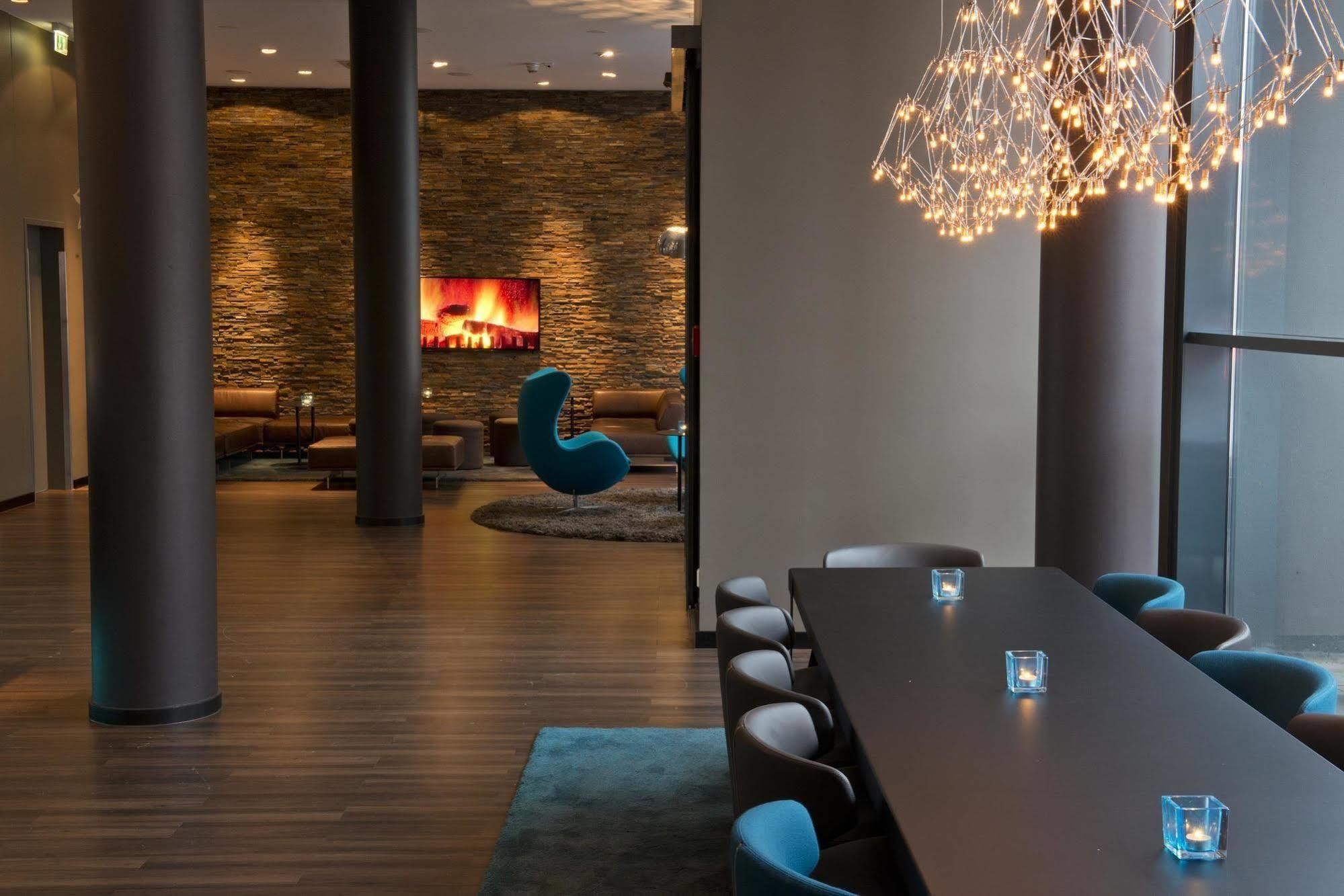 Motel One Nuernberg-City Eksteriør billede