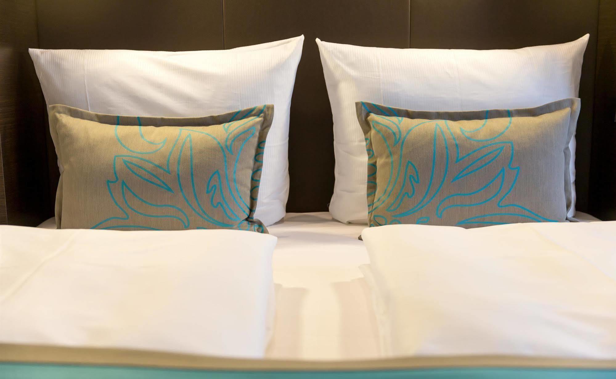 Motel One Nuernberg-City Eksteriør billede